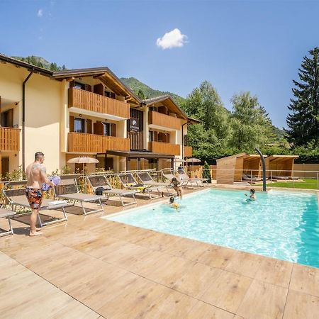 Residence Toli ピエーヴェ・ディ・レードロ エクステリア 写真
