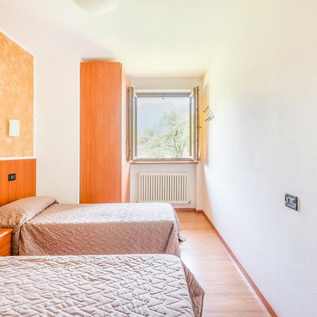 Residence Toli ピエーヴェ・ディ・レードロ エクステリア 写真