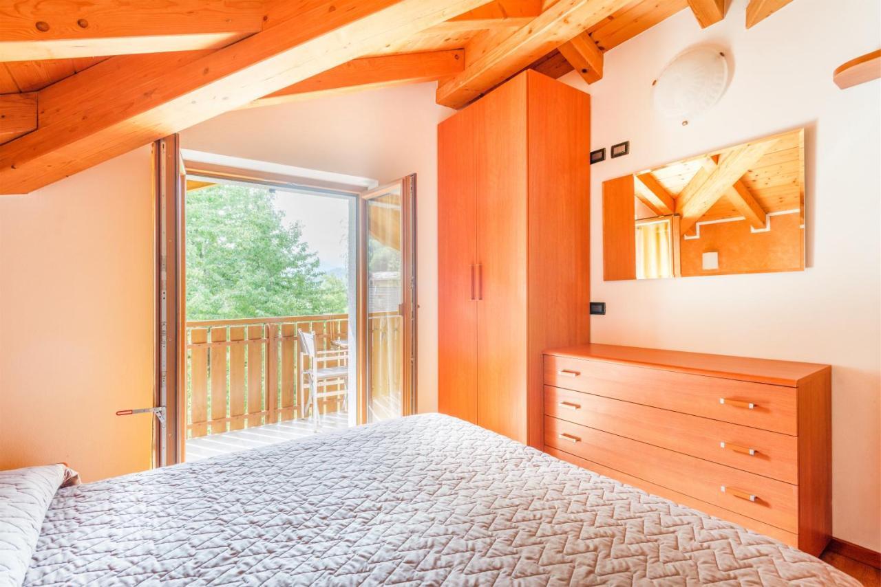 Residence Toli ピエーヴェ・ディ・レードロ エクステリア 写真