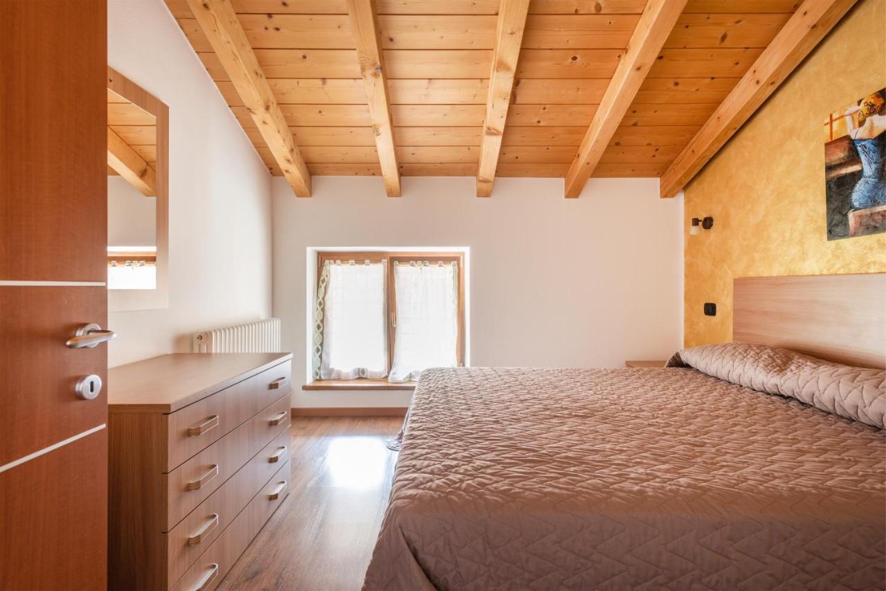 Residence Toli ピエーヴェ・ディ・レードロ エクステリア 写真