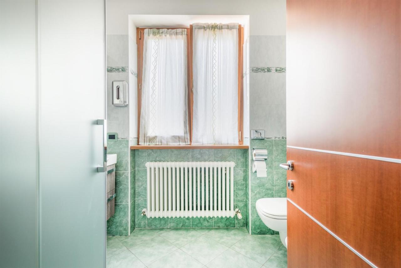 Residence Toli ピエーヴェ・ディ・レードロ エクステリア 写真
